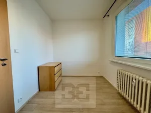 Pronájem bytu 1+1, Zlín, U Trojáku, 36 m2