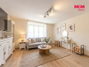 Prodej rodinného domu, Jeviněves, 45 m2