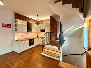 Prodej bytu 2+kk, Třebíč, Na Úbočí, 85 m2
