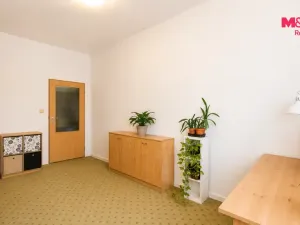 Prodej bytu 3+1, Praha - Vysočany, Podnádražní, 93 m2