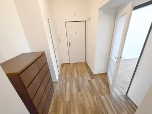 Pronájem bytu 3+kk, Praha - Strašnice, Černokostelecká, 80 m2