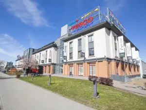 Prodej bytu 2+kk, Praha - Lhotka, Novodvorská, 41 m2