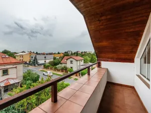 Pronájem bytu 2+kk, Praha - Horní Počernice, Náchodská, 50 m2