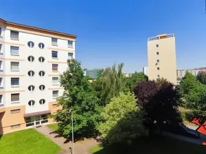 Pronájem bytu 3+kk, Praha - Libeň, Nad Okrouhlíkem, 92 m2
