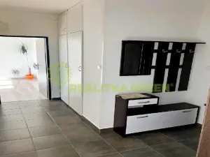Prodej bytu 2+1, Veselí nad Lužnicí, Ak. Bydžovského, 60 m2
