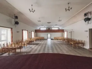 Prodej komerční nemovitosti, Klamoš, 865 m2