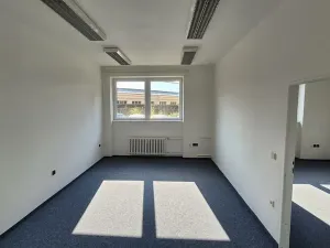 Pronájem kanceláře, Praha - Nusle, V Občanském domově, 37 m2