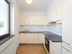 Pronájem bytu 2+kk, Praha - Liboc, Evropská, 56 m2