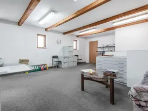 Prodej obchodního prostoru, Kolín, Roháčova, 340 m2