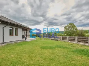 Prodej rodinného domu, Bavoryně, 125 m2