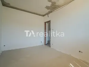 Prodej bytu 4+kk, Třinec, Sosnová, 77 m2