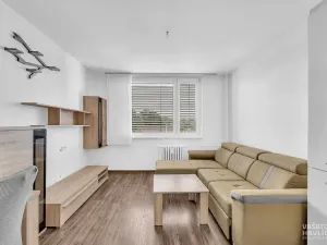 Pronájem bytu 2+kk, Hradec Králové, třída Edvarda Beneše, 49 m2