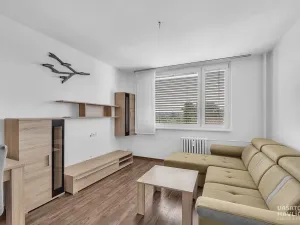 Pronájem bytu 2+kk, Hradec Králové, třída Edvarda Beneše, 49 m2