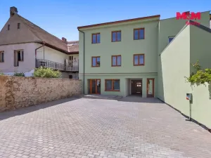 Pronájem bytu 3+1, Heřmanův Městec, náměstí Míru, 75 m2