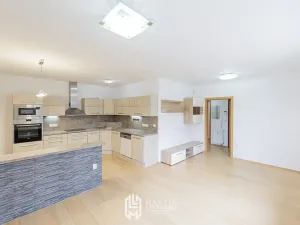 Pronájem bytu 2+kk, Olomouc, Rybniční, 60 m2