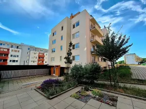 Pronájem bytu 1+kk, Brno, Přírodní, 35 m2