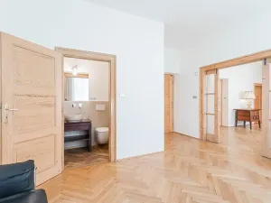 Pronájem bytu 4+1, Praha - Vinohrady, Hradešínská, 120 m2