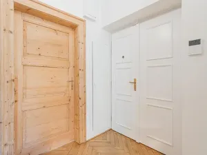 Pronájem bytu 4+1, Praha - Vinohrady, Hradešínská, 120 m2