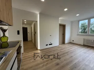 Prodej bytu 2+kk, Ostrava, Výškovická, 37 m2