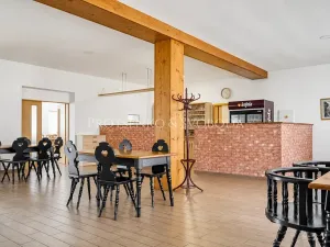 Prodej restaurace, Dobšice, Lahoferova, 218 m2