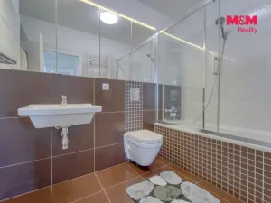 Prodej bytu 3+kk, Praha - Vysočany, Sousedíkova, 72 m2