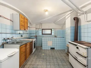 Prodej vícegeneračního domu, Chotiněves, 495 m2