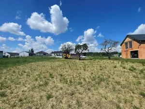 Prodej pozemku pro bydlení, Dobrovice, Na Spravedlnosti, 1090 m2