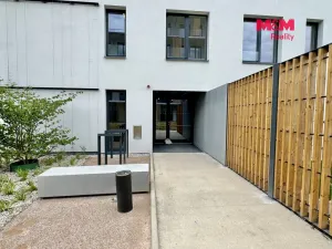 Pronájem bytu 2+kk, Kladno, U Engerthu, 54 m2