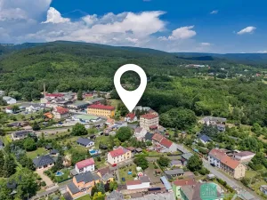 Prodej vícegeneračního domu, Hrob, 346 m2