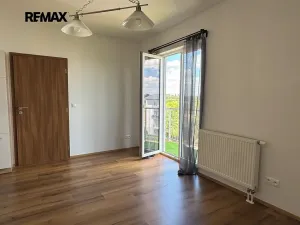 Pronájem bytu 2+kk, Kladno, Generála Selnera, 41 m2