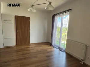 Pronájem bytu 2+kk, Kladno, Generála Selnera, 41 m2