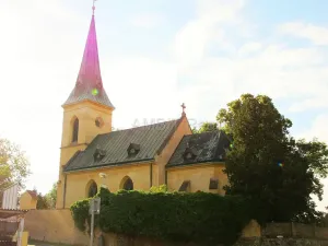 Pronájem bytu 1+kk, Praha - Hloubětín, Šestajovická, 30 m2