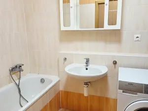 Pronájem bytu 1+kk, Praha - Uhříněves, Václava Trojana, 37 m2