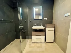 Pronájem bytu 2+kk, Otrokovice, Příčná, 56 m2