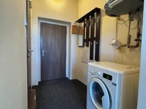 Prodej bytu 2+kk, Hostinné, Nádražní, 52 m2