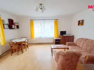 Pronájem rodinného domu, Bělá pod Bezdězem, Krupská, 104 m2