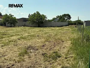 Prodej pozemku pro bydlení, Krakovany, 1477 m2