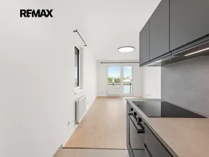 Pronájem bytu 2+kk, Praha - Strašnice, Strančická, 48 m2