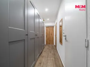 Prodej bytu 3+1, Plzeň - Lobzy, Rokycanská, 64 m2