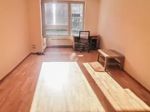Pronájem bytu 2+kk, Praha - Vysočany, Pod Harfou, 57 m2