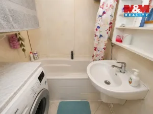 Prodej bytu 2+1, Mrákotín, 69 m2