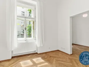 Pronájem bytu 2+kk, Praha - Vinohrady, Máchova, 32 m2