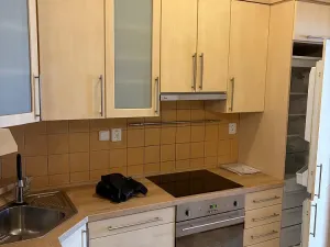 Pronájem bytu 2+kk, Praha - Smíchov, Holečkova, 45 m2