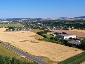 Prodej komerčního pozemku, Kamenný Újezd, 11052 m2