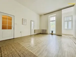 Pronájem bytu 2+1, Pardubice, náměstí Čs. legií, 70 m2