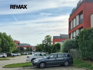 Pronájem bytu 2+kk, Praha - Pitkovice, Pečárková, 52 m2