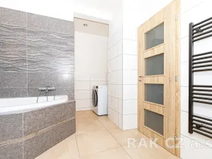 Prodej činžovního domu, Praha - Radotín, Prvomájová, 338 m2
