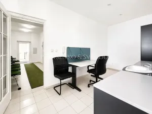 Prodej vily, Křižanov, Benešovo náměstí, 530 m2