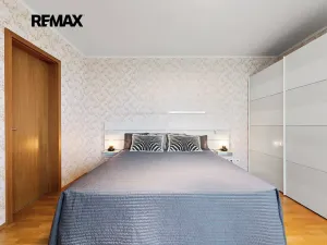 Pronájem bytu 2+kk, Praha - Žižkov, Ke kapslovně, 64 m2