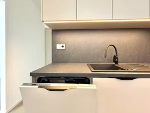 Pronájem bytu 3+1, Brno, Strž, 77 m2